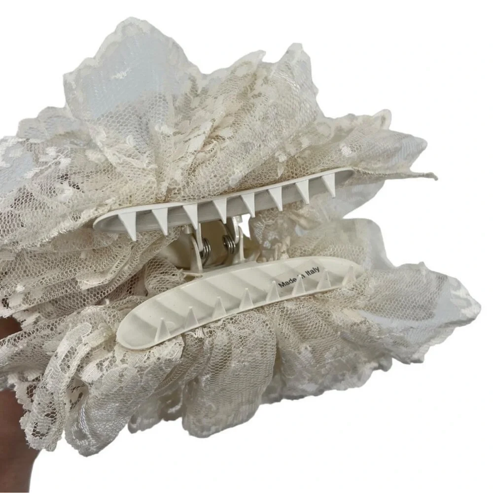 Vintage Nordstrom Hair Claw Clip Lace Ruffle Cream White Bridal